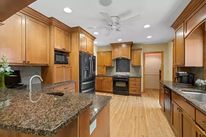 1324 Bohland Place, Saint Paul, MN 55116 - Photo 16