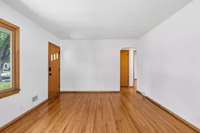 6921 Major Avenue N, Brooklyn Center, MN 55429 - Photo 8
