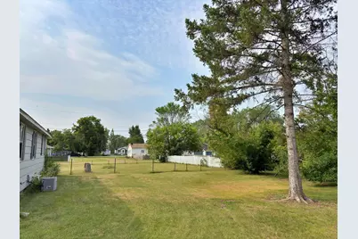 614 2nd Street W, Park Rapids, MN 56470 - Photo 2
