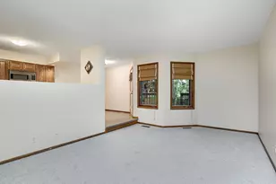 1381 Spencer Rd W, Saint Paul, MN 55108 - Photo 4