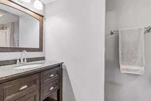 514 Laredo Ln, Chanhassen, MN 55317 - Photo 34