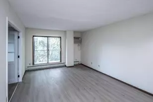 1111 Elway St, Saint Paul, MN 55116 - Photo 12