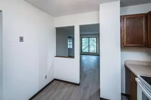 1111 Elway St, Saint Paul, MN 55116 - Photo 10