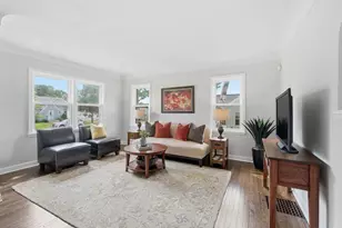1991 Nevada Ave E, Saint Paul, MN 55119 - Photo 2