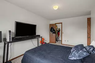 3916 Gershwin Ave N, Oakdale, MN 55128 - Photo 10