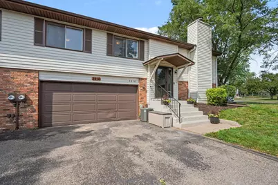 3916 Gershwin Avenue N, Oakdale, MN 55128 - Photo 1