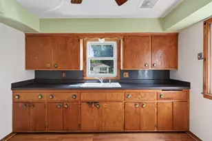 5045 Upton Ave N, Minneapolis, MN 55430 - Photo 6