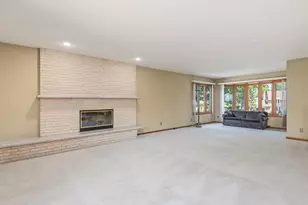 100 Marcin Ln, Burnsville, MN 55337 - Photo 6