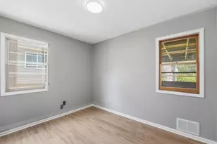 1697 Rose Pl, Roseville, MN 55113 - Photo 16