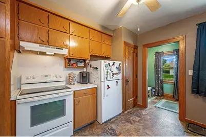 312 W 2nd Street, Blue Earth, MN 56013 - Photo 14