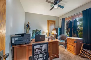 312 W 2nd St, Blue Earth, MN 56013 - Photo 16