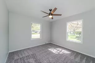 140 Carol Ln, West Saint Paul, MN 55118 - Photo 10
