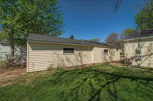 140 Carol Ln, West Saint Paul, MN 55118 - Photo 22