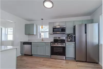 140 Carol Lane, West Saint Paul, MN 55118 - Photo 2
