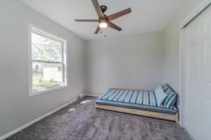 140 Carol Ln, West Saint Paul, MN 55118 - Photo 12