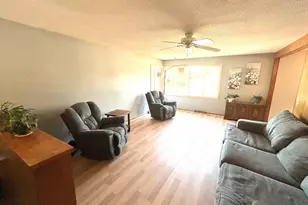 1025 9th St SW, Wadena, MN 56482 - Photo 2