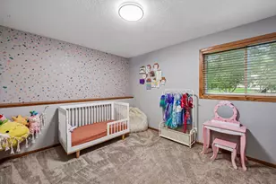 1705 White Oak Dr, Chaska, MN 55318 - Photo 20