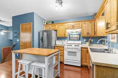6 Nina Court SW, Isanti, MN 55040 - Photo 2