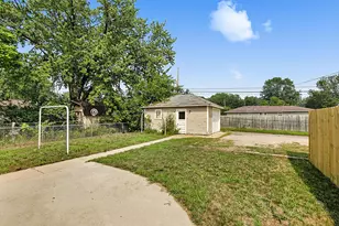 122 30th Ave N, Saint Cloud, MN 56303 - Photo 2