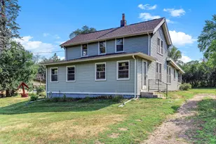 1140 Griffin Ave, Mahtomedi, MN 55115 - Photo 1