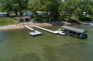 736 Shorewood Dr, Detroit Lakes, MN 56501 - Photo 90