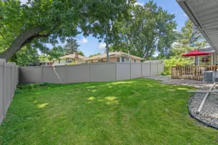 9435 W 14th St, Saint Louis Park, MN 55426 - Photo 8