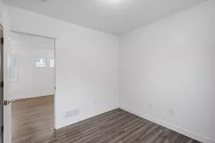1037 Gould Ave NE, Columbia Heights, MN 55421 - Photo 24