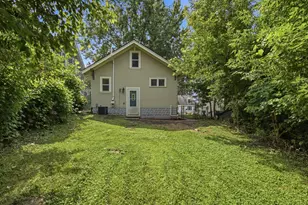 1037 Gould Ave NE, Columbia Heights, MN 55421 - Photo 6