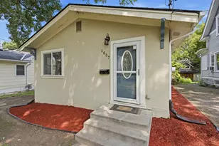 1037 Gould Ave NE, Columbia Heights, MN 55421 - Photo 4