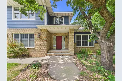 2527 Colony Circle, Saint Cloud, MN 56303 - Photo 2
