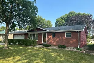 602 N Madison St, Minneota, MN 56264 - Photo 24