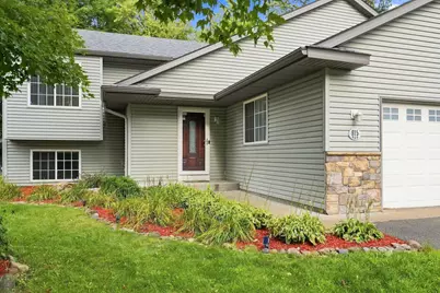 815 Colby Street, Taylors Falls, MN 55084 - Photo 2