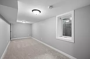 5415 Twin Lake Blvd E, Brooklyn Center, MN 55429 - Photo 26