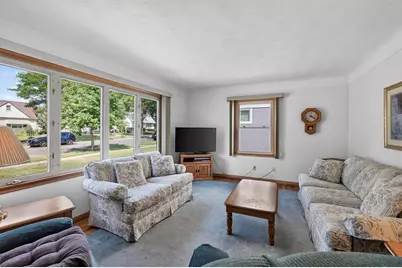 1582 Hoyt Avenue E, Saint Paul, MN 55106 - Photo 6