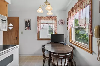 1582 Hoyt Avenue E, Saint Paul, MN 55106 - Photo 8