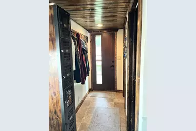 402 N Austin Avenue, Litchfield, MN 55355 - Photo 8