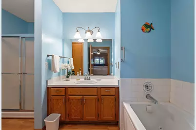 1991 Granite Avenue N, Oakdale, MN 55128 - Photo 18