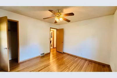 1716 Oakcrest Avenue, Roseville, MN 55113 - Photo 14