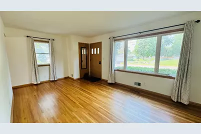 1716 Oakcrest Avenue, Roseville, MN 55113 - Photo 10