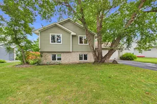 805 Sartell Ln, Sartell, MN 56377 - Photo 2