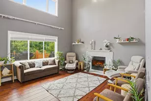 237 Adam Cir, Carver, MN 55315 - Photo 16