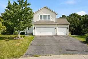 237 Adam Cir, Carver, MN 55315 - Photo 2