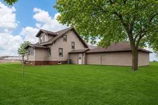 73681 290th St, Saint James, MN 56081 - Photo 36
