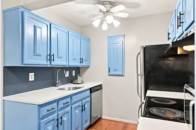 2700 Oxford Street N #116, Roseville, MN 55113 - Photo 10