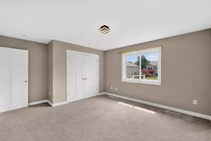 886 Portsmith Dr NW, Rochester, MN 55901 - Photo 16