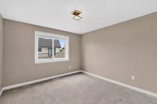886 Portsmith Dr NW, Rochester, MN 55901 - Photo 14