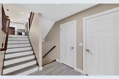 886 Portsmith Drive NW, Rochester, MN 55901 - Photo 2