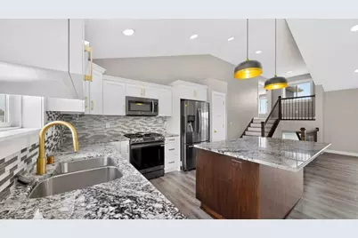886 Portsmith Drive NW, Rochester, MN 55901 - Photo 10