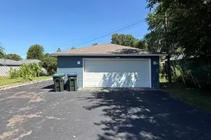 2016 W 90th St, Bloomington, MN 55431 - Photo 6