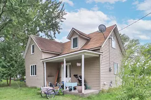 400 5th St SW, Little Falls, MN 56345 - Photo 1